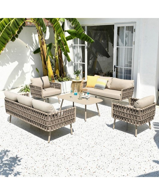 New Rattan Garden Patio Table and Chairs